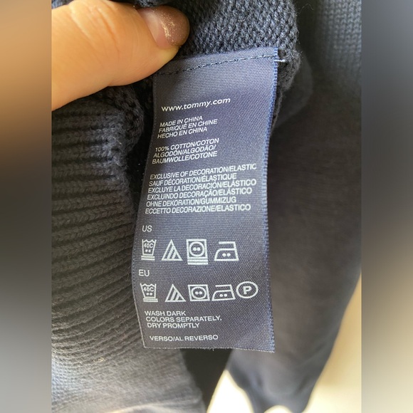 Tommy Hilfiger navy knit crewneck sweater NWT - Picture 5 of 6